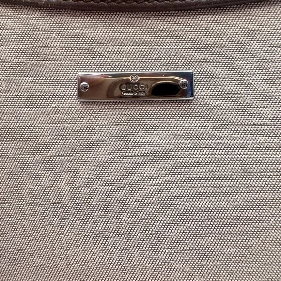 Gucci Preloved Canvas Shoulder Bag 100% AUTHENTIC! FREE Shipping!! - Picture 6 of 16